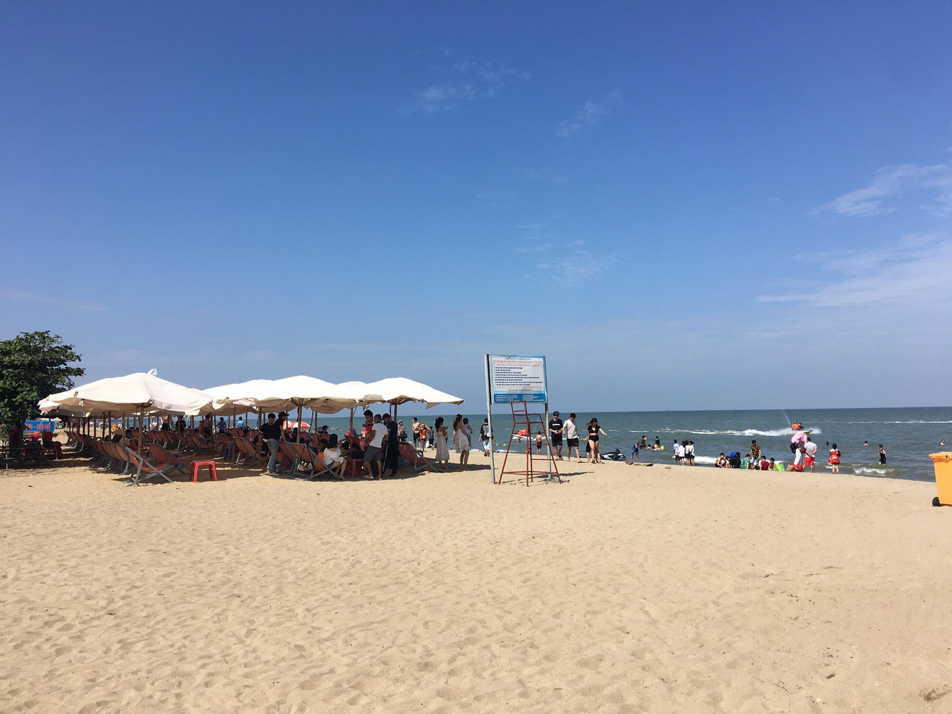 Nhiều trường hợp không đeo khẩu trang tại TP Sầm Sơn bị xử phạt