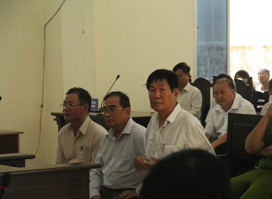 Cựu giám đốc Sở TNMT gây thiệt hại 131 tỷ bất ngờ phủ nhận tội danh ảnh 1