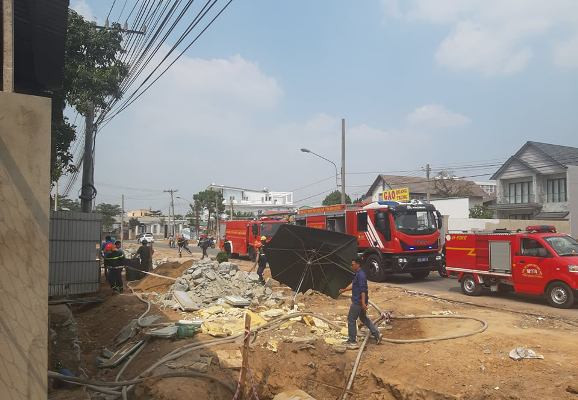 Cháy dữ dội, kho điện lạnh bị thiêu rụi hoàn toàn ảnh 2