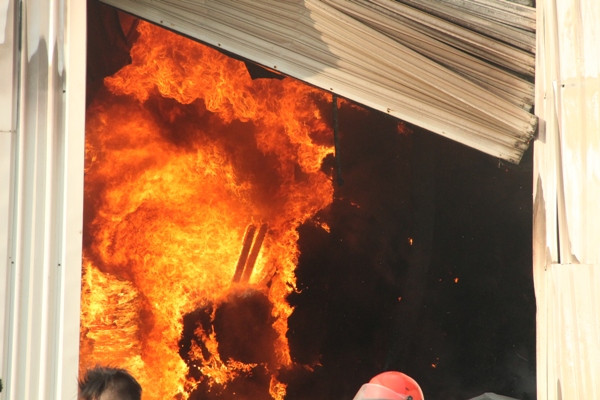 Cháy dữ dội tại công ty nước ngoài ở Bình Dương ảnh 4