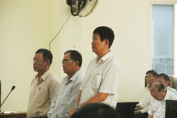 Vợ cựu giám đốc Sở Tài nguyên cho rằng chồng không có tội ảnh 1