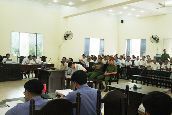 Vợ cựu giám đốc Sở Tài nguyên cho rằng chồng không có tội ảnh 2