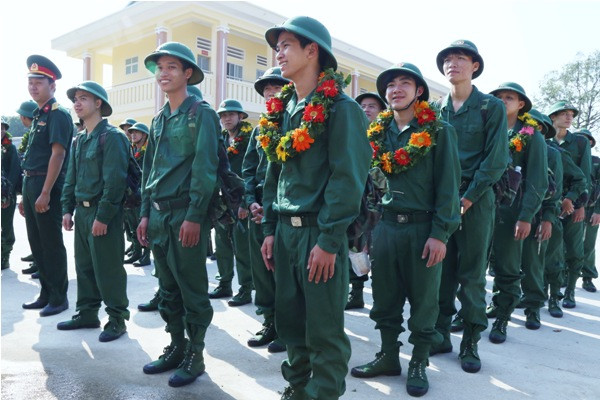 Nhiều chiến sĩ nhập ngũ là Đảng viên ảnh 1