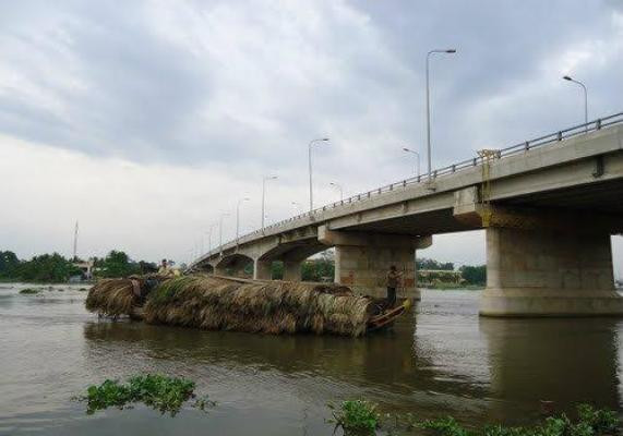 Nam thanh niên nhảy cầu quyên sinh sau ngày cưới ảnh 1