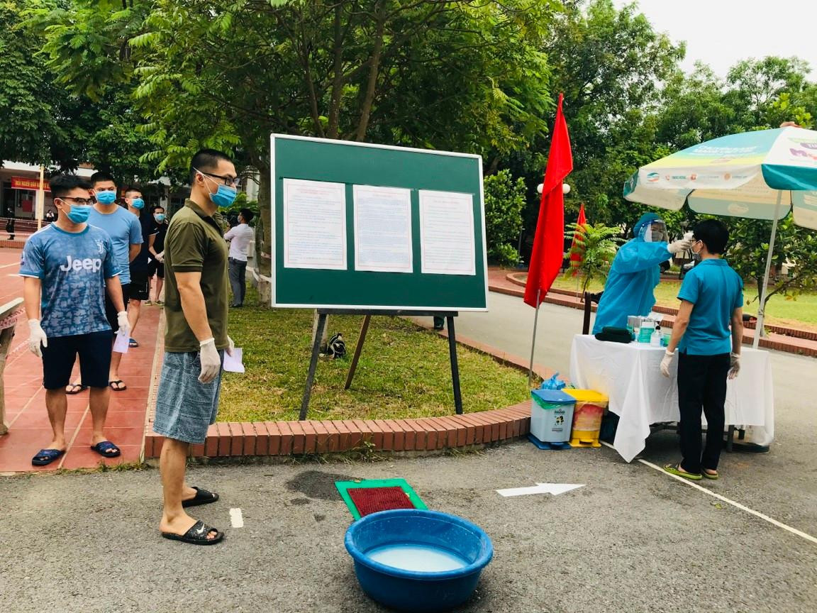 Các hoạt động bầu cử được thực hiện tại khu cách ly Trung đoàn 834