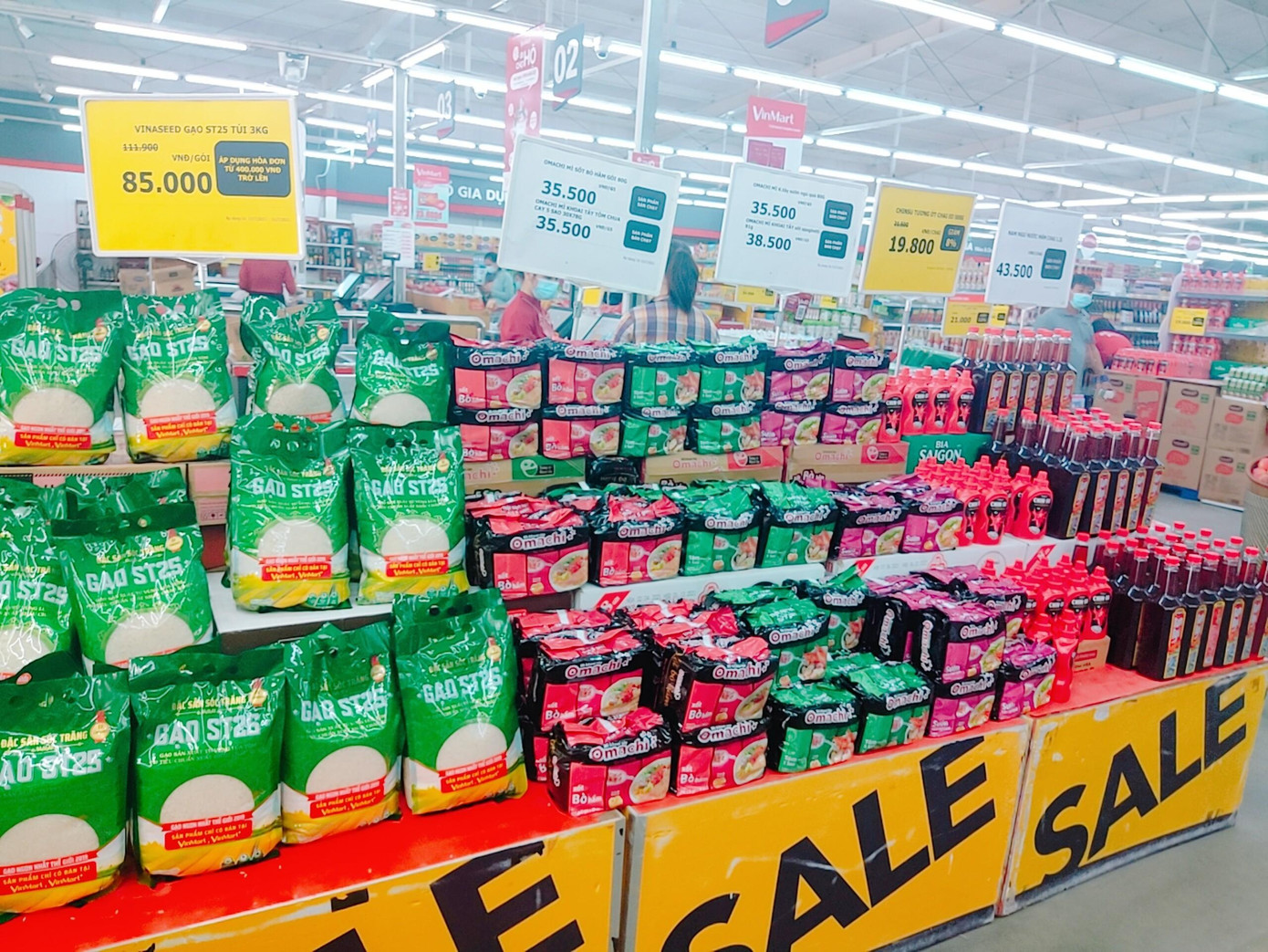 Hàng hóa tại siêu thị Vinmart 281 Đội Cấn khá dồi dào Hàng hóa tại siêu thị Vinmart 281 Đội Cấn khá dồi dào