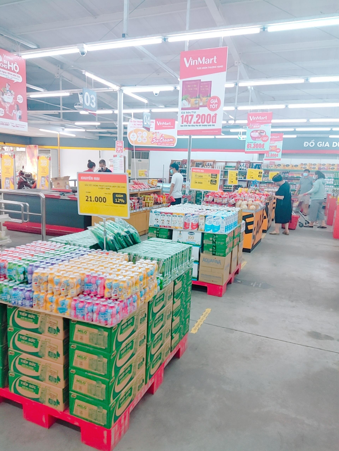 Hình ảnh siêu thị sáng 19/7 Hình ảnh siêu thị sáng 19/7