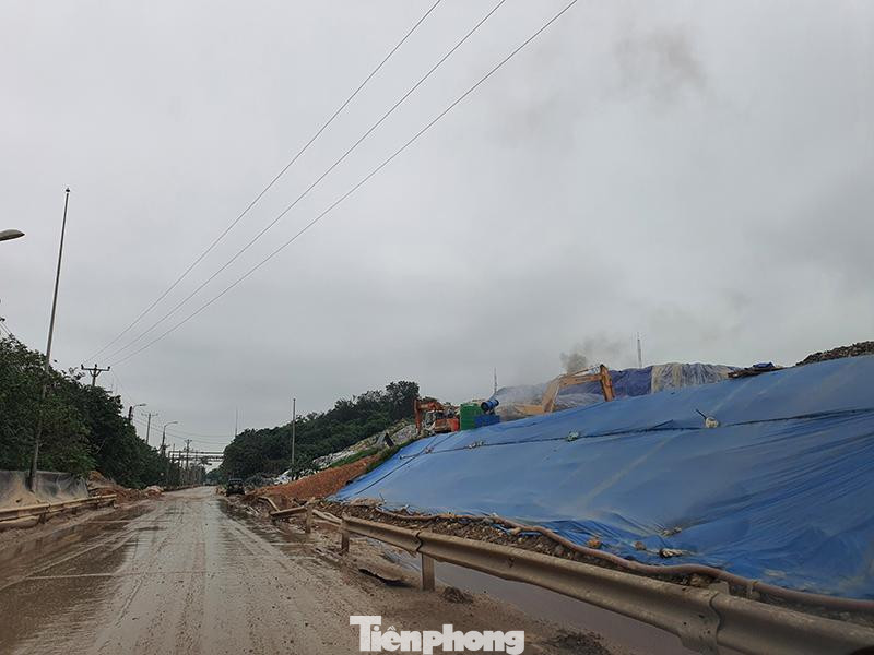 Phó Chủ tịch UBND thành phố Nguyễn Trọng Đông giao Sở Kế hoạch và Đầu tư thông báo đến nhà đầu tư về thời hạn thu hồi dự án theo quy định, báo cáo đề xuất UBND thành phố.