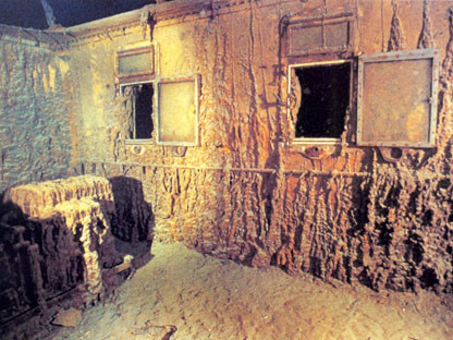 Vi khuẩn ăn thân tàu Titanic và cả những bộ phận làm bằng sắt như cửa sổ, cầu thang