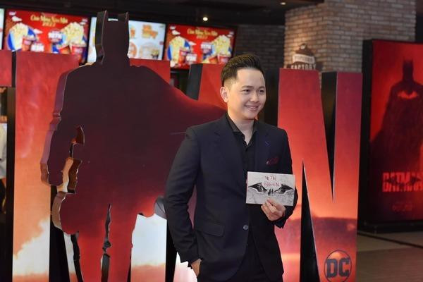 MC Hoàng Quân làm MC buổi ra mắt bom tấn 'The Batman' tối 1/3 tại Hà Nội. MC Hoàng Quân làm MC buổi ra mắt bom tấn 'The Batman' tối 1/3 tại Hà Nội.