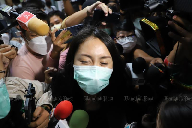 Sand bị cảnh sát bắt giữ về tội sơ suất gây hậu quả chết người.