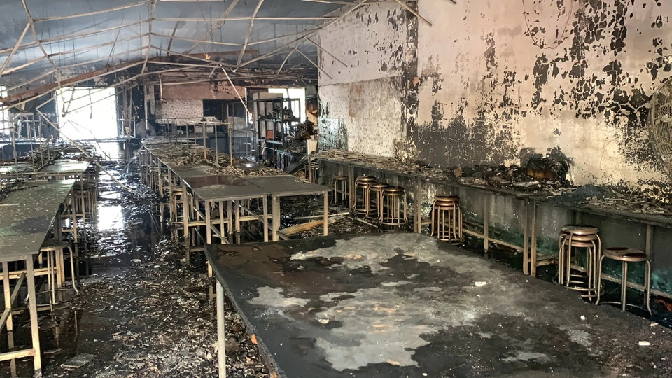 Khu vực này nhà ăn của doanh nghiệp bị thiêu rụi sau vụ hỏa hoạn.