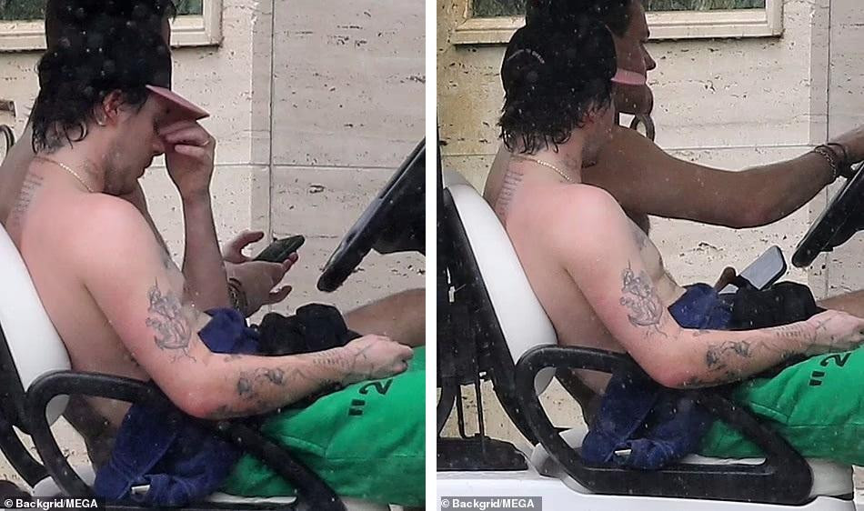 Chú rể tương lai cởi trần để lộ làn da bị cháy nắng và rất nhiều hình xăm trên cơ thể. Đáng chú ý hơn, Brooklyn trông khá mệt mỏi trước hai ngày diễn ra đám cưới.