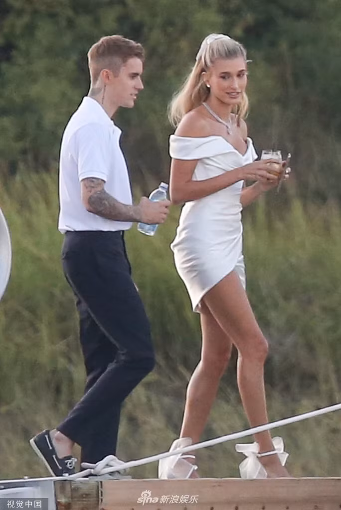 Những hình ảnh hiếm hoi tại đám cưới của Justin Bieber và siêu mẫu nội y ảnh 7