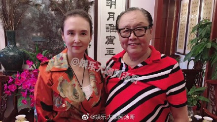 Tái ngộ ‘Trư Bát Giới’ sau hơn 30 năm, ‘Hằng Nga’ gây sốt với nhan sắc tuổi 61 ảnh 1