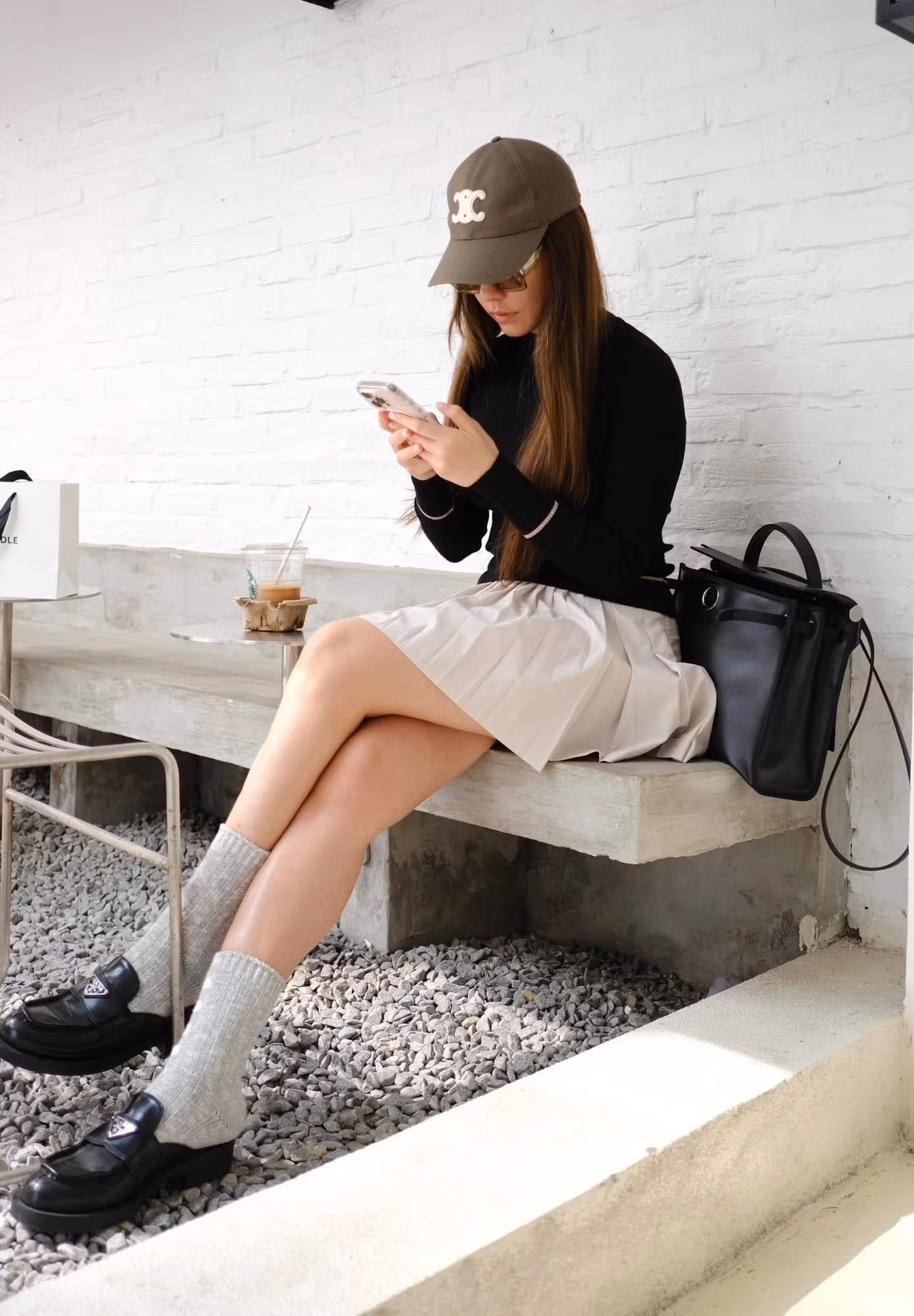 Những mẫu túi xách Hermès Birkin, Louis Vuitton, Chanel, Gucci... thường xuyên được "chị đẹp" 36 tuổi lăng xê mỗi lần xuống phố.