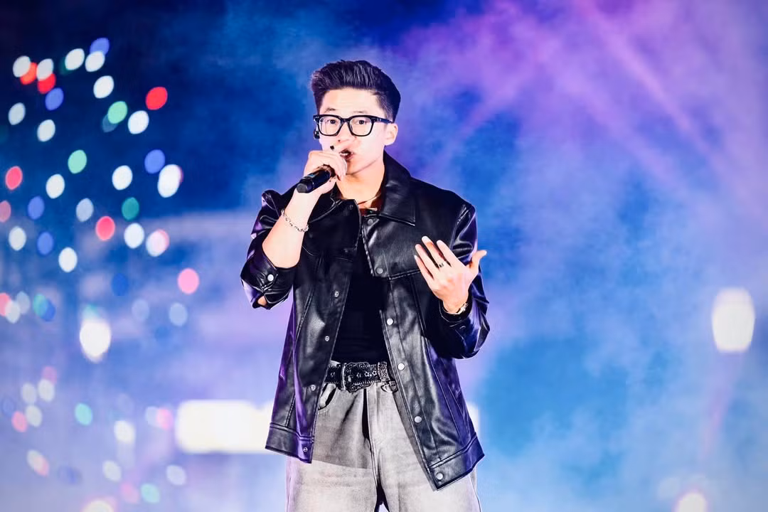 Đoàn Văn Chung năng nổ trong các hoạt động văn nghệ đội nhóm, cuộc thi ca hát trước khi ghi danh Tân Binh Toàn Năng 2025.