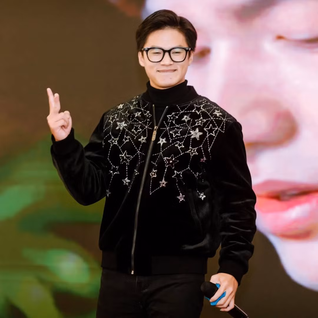 Đoàn Văn Chung năng nổ trong các hoạt động văn nghệ đội nhóm, cuộc thi ca hát trước khi ghi danh Tân Binh Toàn Năng 2025.