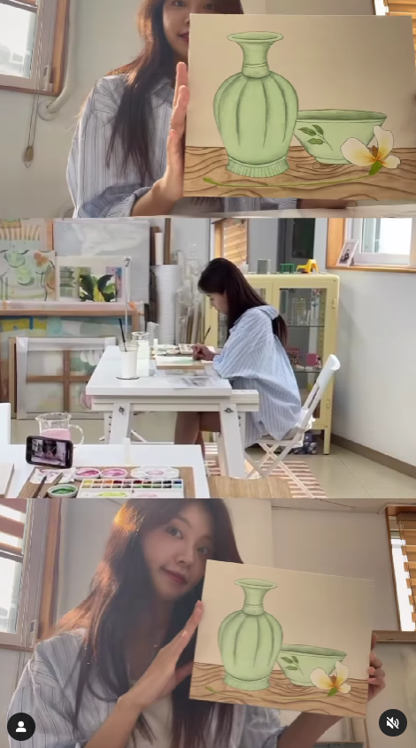 You Jin chia sẻ hình ảnh tham gia workshop vẽ tranh trên trang cá nhân.