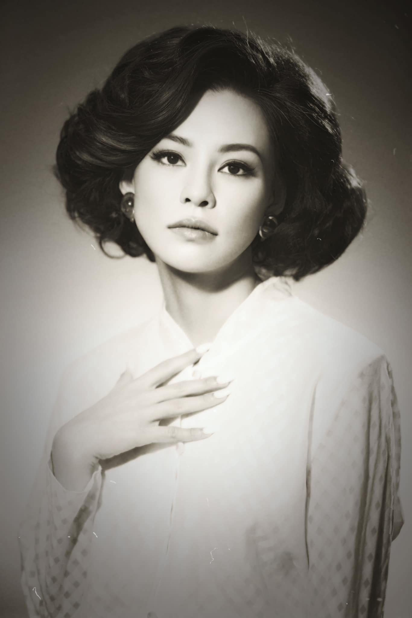 "Chị đẹp" 36 tuổi nhận được nhiều lời khen khi thử sức với phim ảnh. "Chị đẹp" 36 tuổi nhận được nhiều lời khen khi thử sức với phim ảnh.