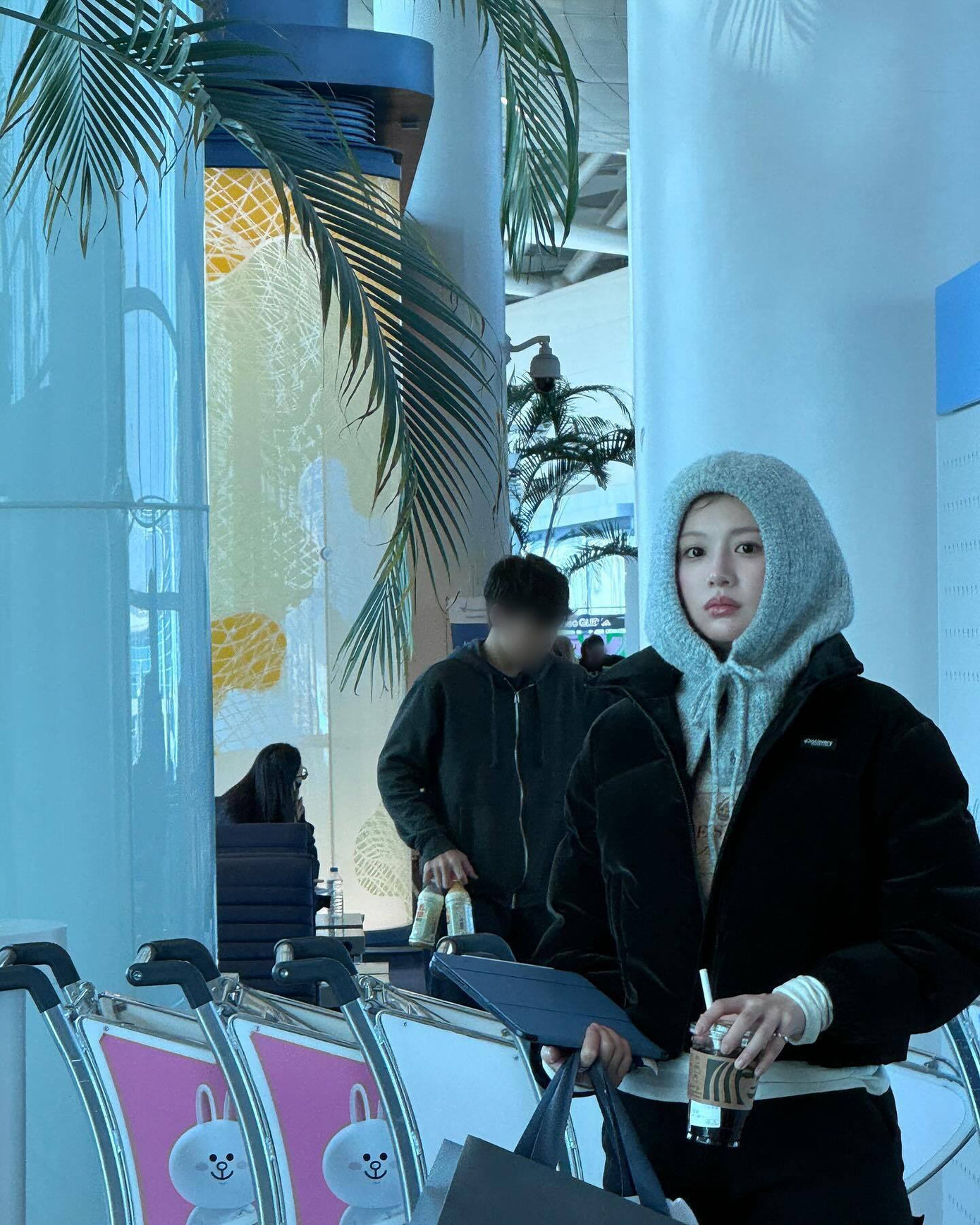 Khoảnh khắc &quot;tẻn tẻn&quot; chụp vội thường ngày của Go Youn Jung.