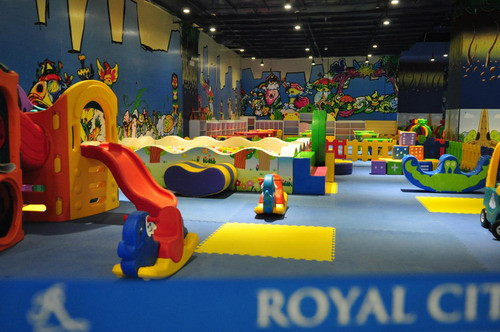 ... và những trò chơi ngộ nghĩnh dành cho các bé.