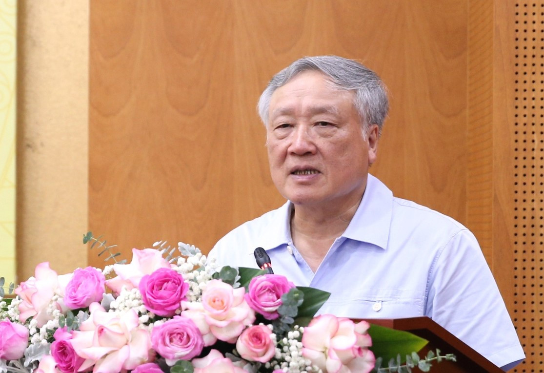 Phó Thủ tướng Thường trực Chính phủ Nguyễn Hòa Bình.