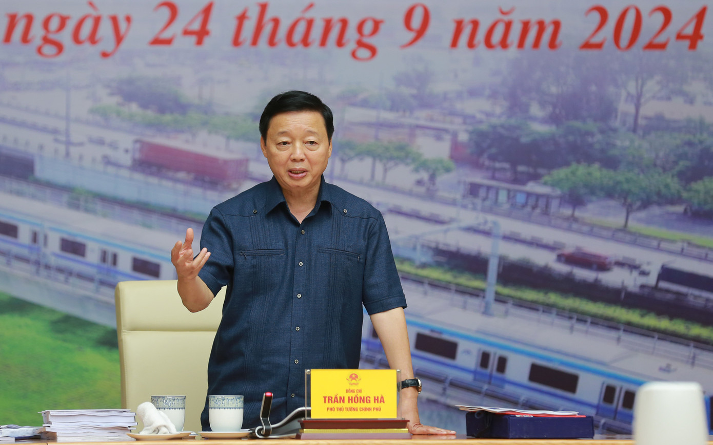 Phó Thủ tướng Trần Hồng Hà chủ trì phiên họp. Phó Thủ tướng Trần Hồng Hà chủ trì phiên họp.