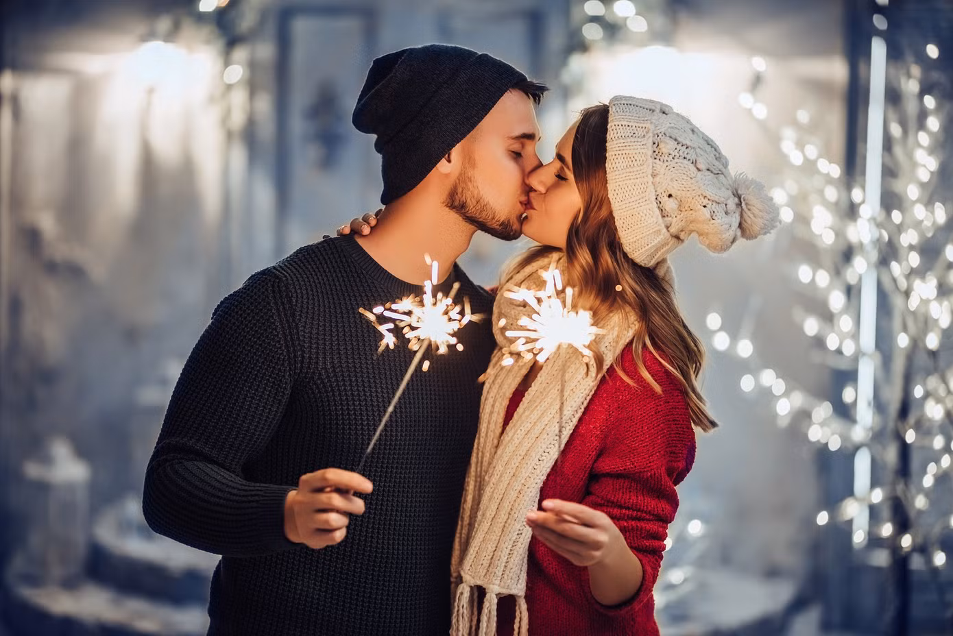 Giáng sinh là thời điểm để những người yêu nhau thêm gắn kết. Ảnh: Aneverlastinglove. Giáng sinh là thời điểm để những người yêu nhau thêm gắn kết. Ảnh: Aneverlastinglove.