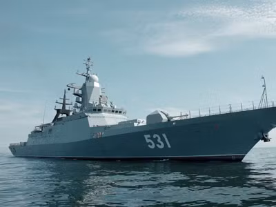 Chiến hạm dự án 20380 trên biển