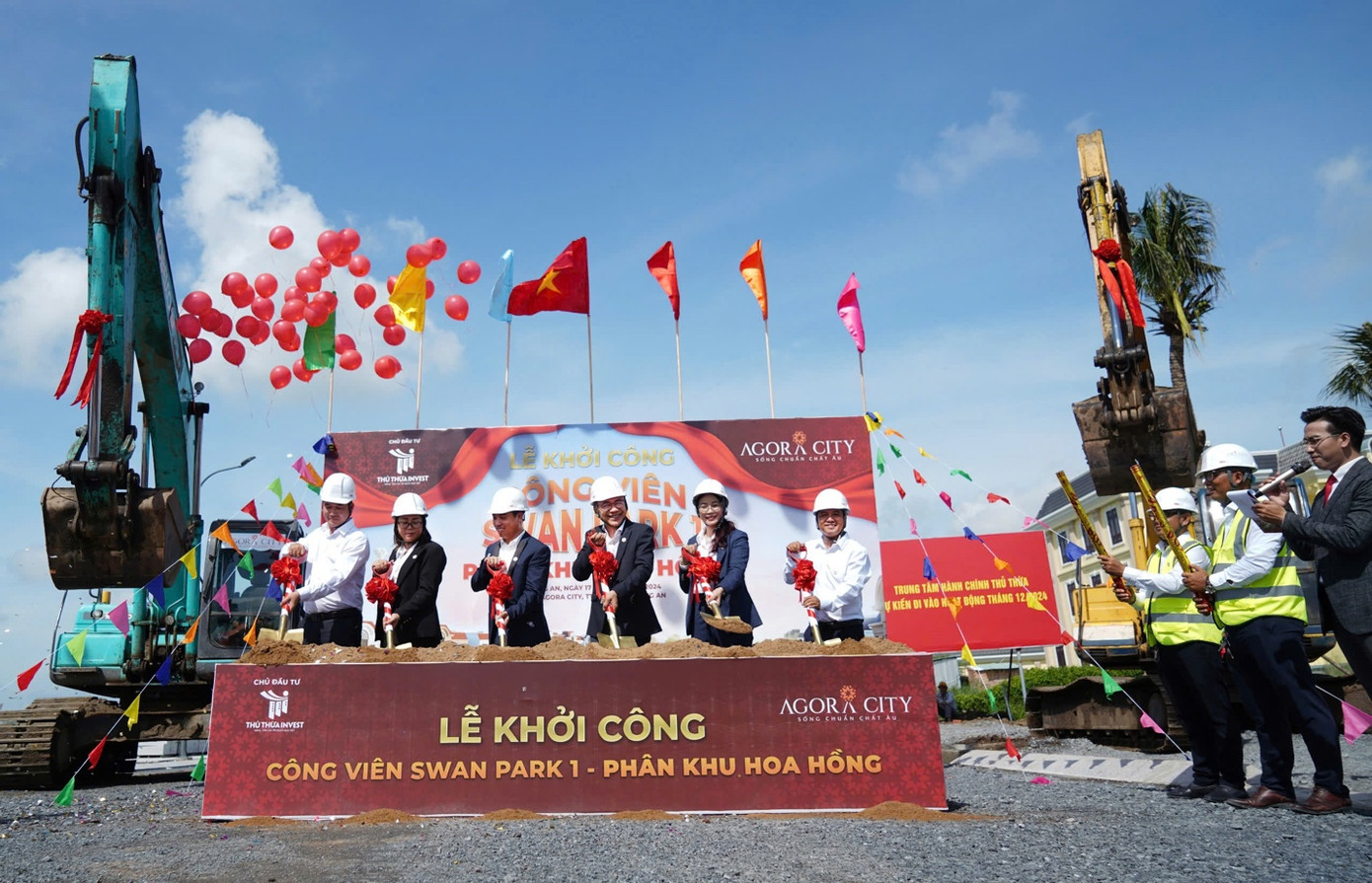 Công viên Swan Park 1 được khởi công vào tháng 8/2024, với dự kiến hoàn thiện vào ngày 31/12/2024 và chính thức hoạt động vào dịp Tết, mang đến không gian vui chơi sôi động cho cư dân Thủ Thừa.