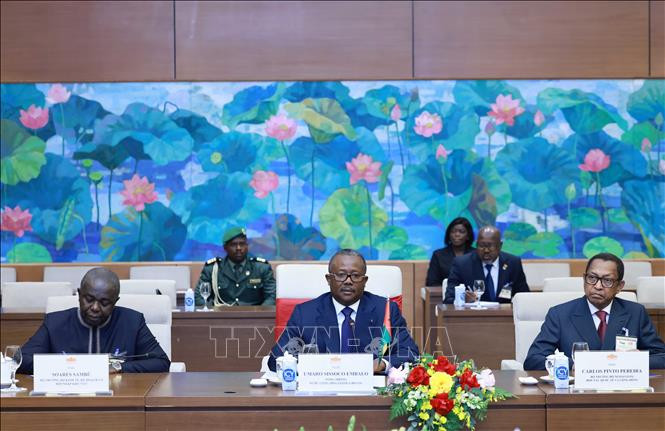Tổng thống Guinea-Bissau Umaro Sissoco Embaló phát biểu tại cuộc hội kiến Chủ tịch Quốc hội Trần Thanh Mẫn. Ảnh: Thống Nhất/TTXVN Tổng thống Guinea-Bissau Umaro Sissoco Embaló phát biểu tại cuộc hội kiến Chủ tịch Quốc hội Trần Thanh Mẫn. Ảnh: Thống Nhất/TTXVN
