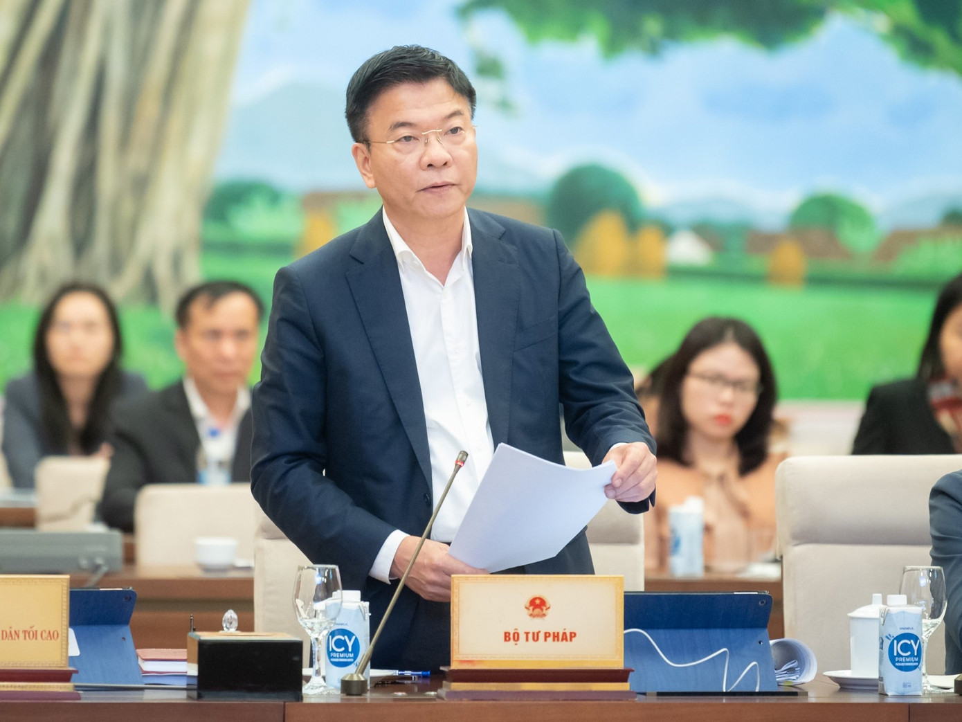 Bộ trưởng Bộ Tư pháp Lê Thành Long.