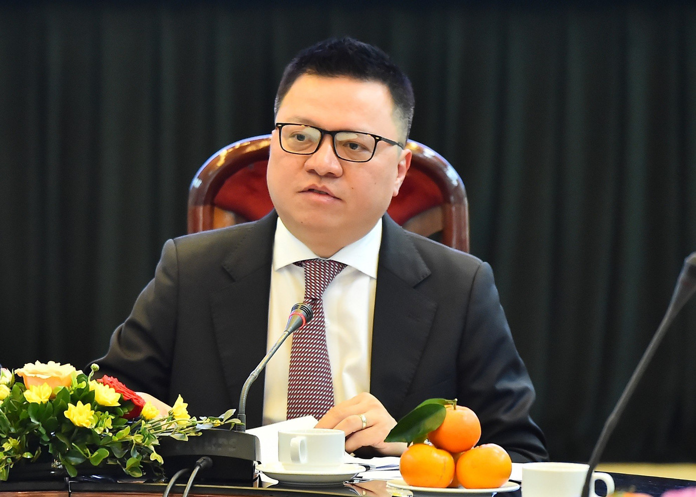 Tổng Biên tập Báo Nhân Dân Lê Quốc Minh trao đổi với phóng viên Tổng Biên tập Báo Nhân Dân Lê Quốc Minh trao đổi với phóng viên