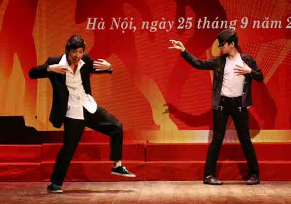 Nhiều phong cách thể loại trình diễn