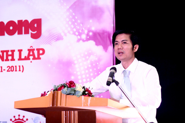 Tổng Biên tập báo Tiền Phong Đoàn Công Huynh phát biểu