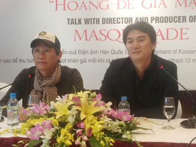 Nhà sản xuất Won Dong Yeon và Đạo diễn Choo Chang min tại Hà Nội