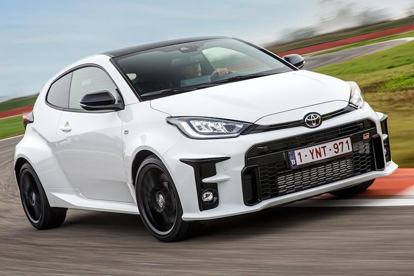 Sản lượng nhiều mẫu xe đến từ Toyota giảm mạnh bởi tình trạng thiếu chất bán dẫn.