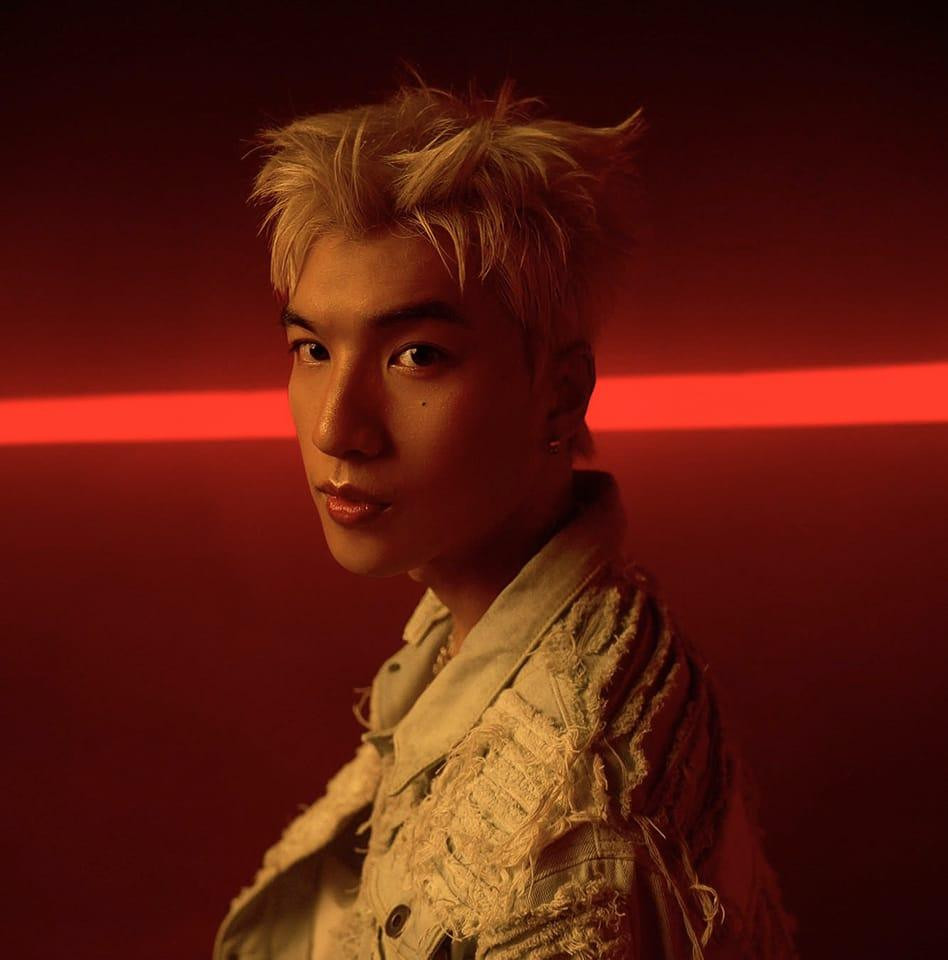 HIEUTHUHAI tiếp tục thăng hạng trong âm nhạc với album Ai Cũng Phải Bắt Đầu Từ Đâu Đó. HIEUTHUHAI tiếp tục thăng hạng trong âm nhạc với album Ai Cũng Phải Bắt Đầu Từ Đâu Đó.