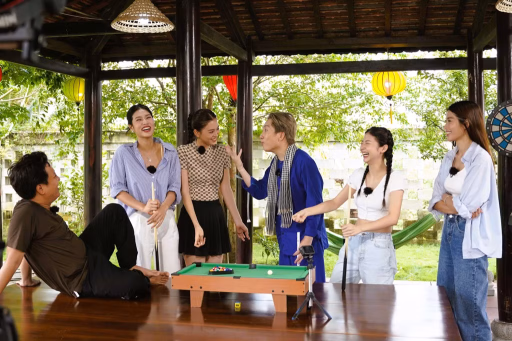 Các nghệ sĩ sẽ cùng "Mười khó" Trường Giang trở về với thiên nhiên trong mùa 2.
