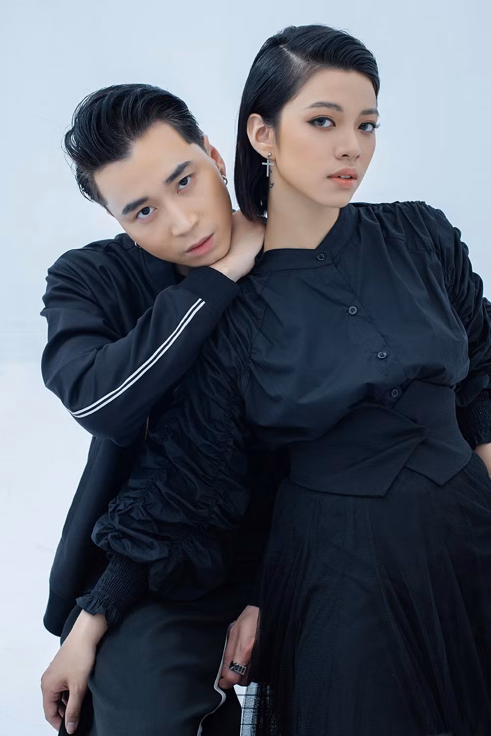 Vũ Phụng Tiên và Karik.