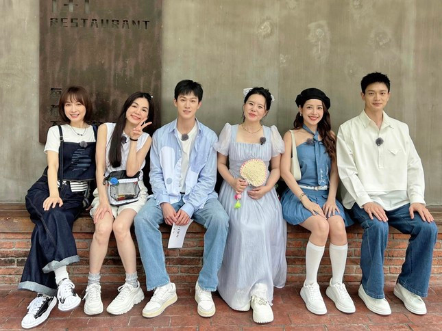 Chi Pu trong show Hương Vị Trung Hoa.