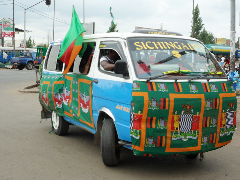 Màu cờ sắc... xe