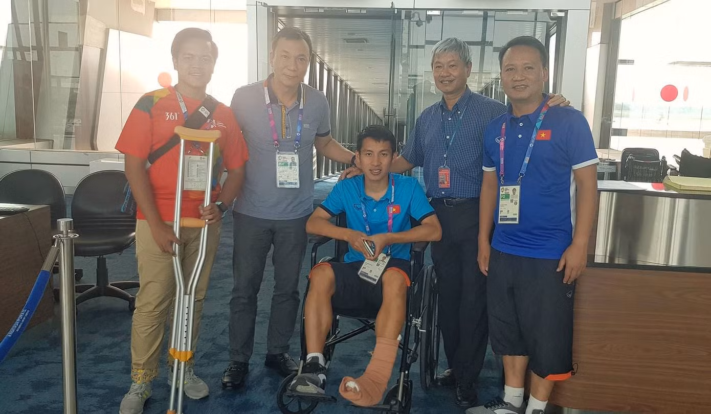 Tiền vệ Hùng Dũng: 'Olympic Việt Nam chiến thắng nhé' ảnh 1