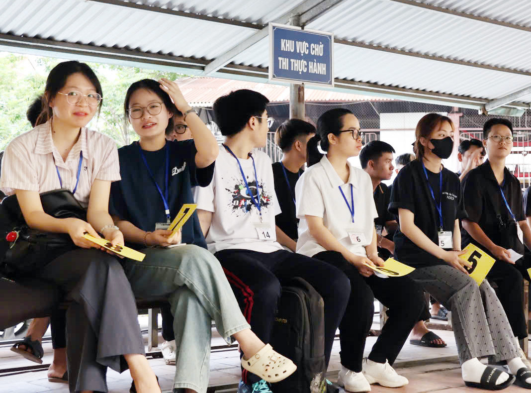 Sau khi hoàn thành thi lý thuyết, các thí sinh sẽ được thi thực hành.