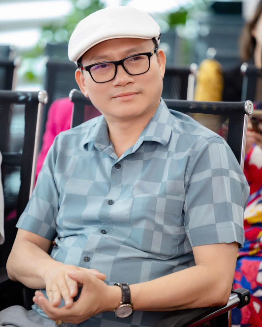 Tiến sĩ Đào Trung Hiếu - Chuyên gia tội phạm học. Tiến sĩ Đào Trung Hiếu - Chuyên gia tội phạm học.