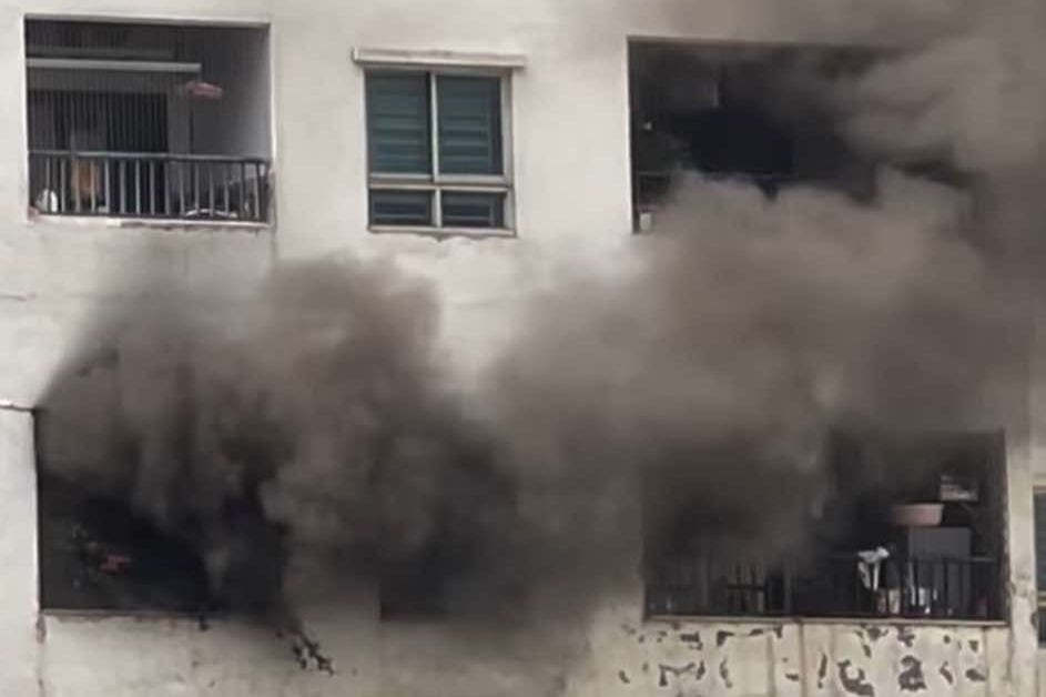 Hình ảnh vụ cháy được người dân chia sẻ. Hình ảnh vụ cháy được người dân chia sẻ.