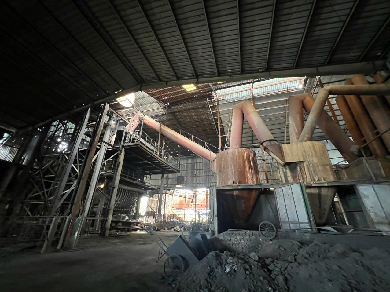 Xưởng sản xuất của các đối tượng.