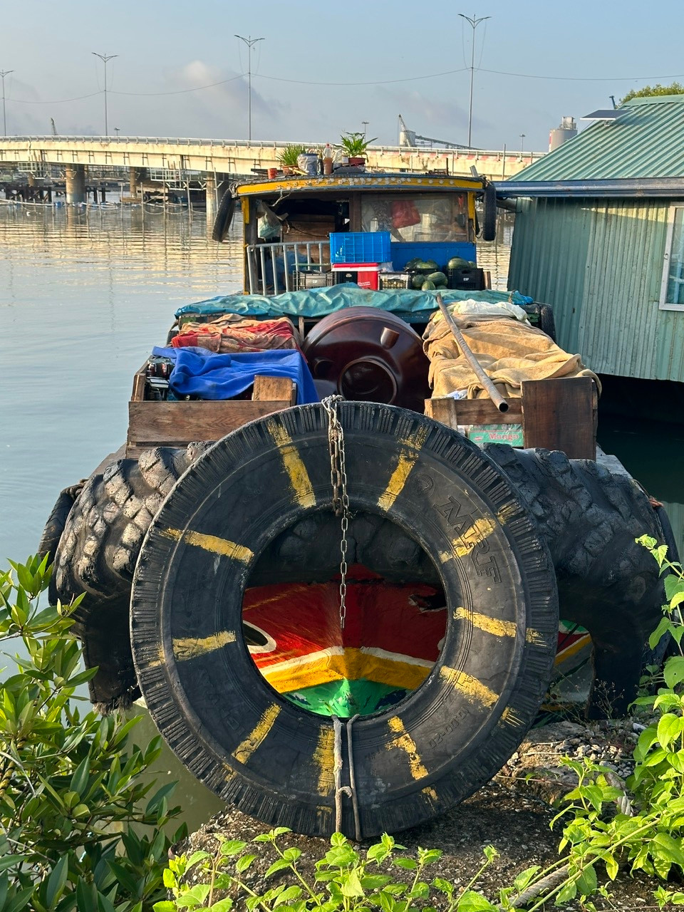 Tàu chở dầu. Tàu chở dầu.