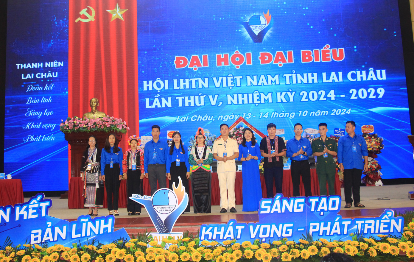 Đại hội hiệp thương chọn cử Đoàn đại biểu chính thức dự Đại hội đại biểu Hội LHTN Việt Nam toàn quốc lần thứ IX, nhiệm kỳ 2024 - 2029 gồm 10 anh, chị và 2 đại biểu dự khuyết ra mắt Đại hội.